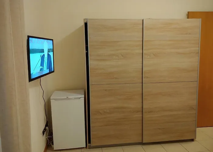 아파트 Tony & 카바욘베로네세