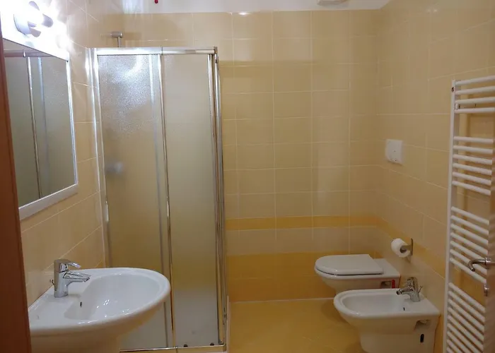 Tony & 아파트 카바욘베로네세